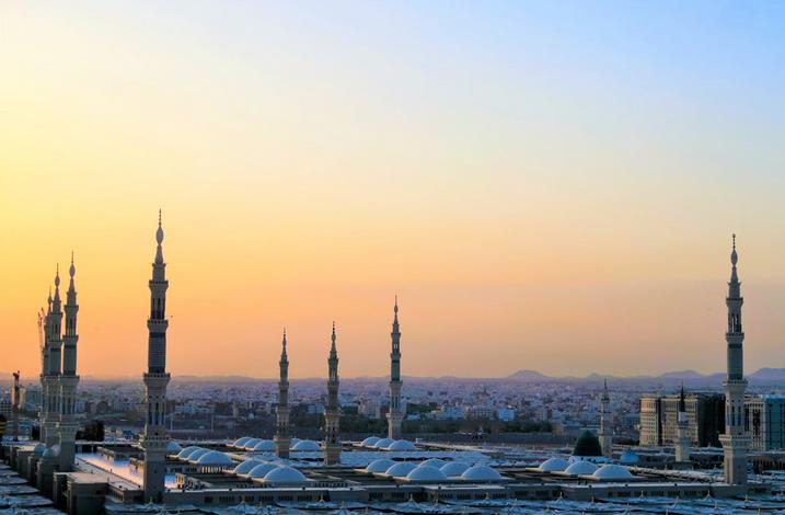 Man’s Life as a Piece of Land: Building a House to Please Allah